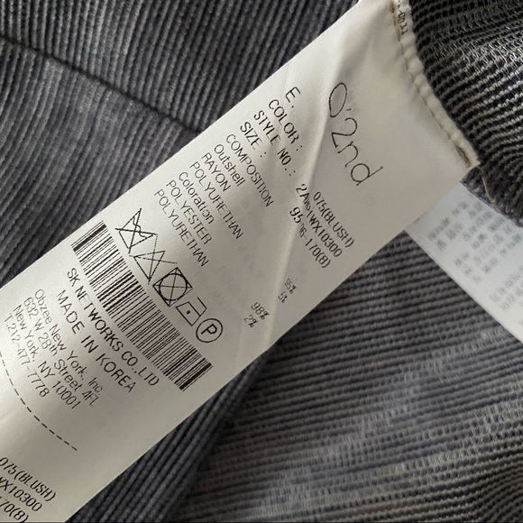 O’2nd Two Toned Top - Picture 6 of 7